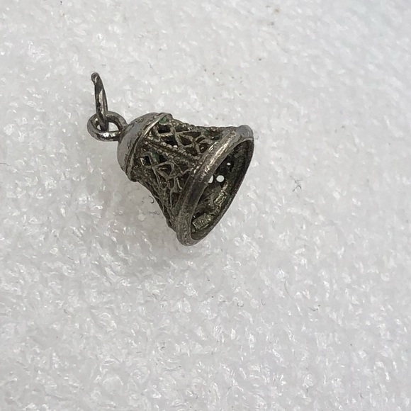 Vtg Sterling Silver Ringing Bell Bracelet Charm / Mini Pendant - Picture 2 of 4